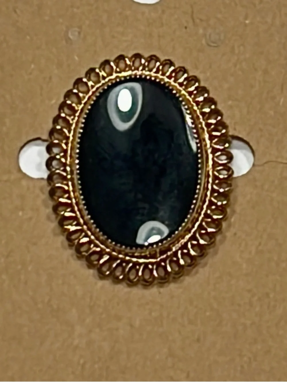 Vintage 12k gold-filled brooch w/ Oval Black Onyx CaboChon with Filigree Border
